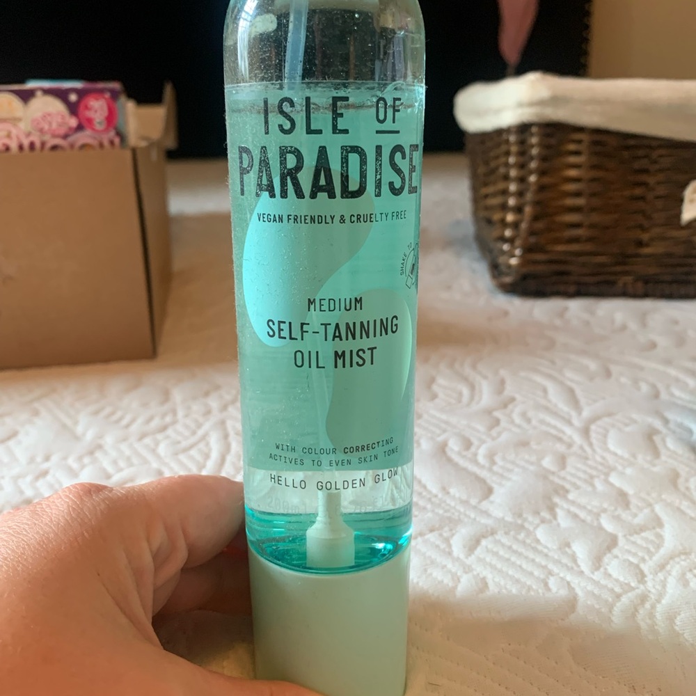 Isle of Paradise Medium Self-Tanning Oil Mist - Aqua